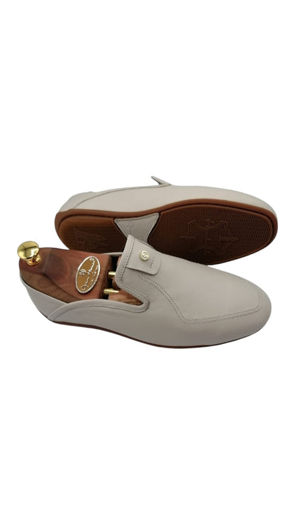 Ventaja de las pantuflas sobre los zapatos hechos a medida