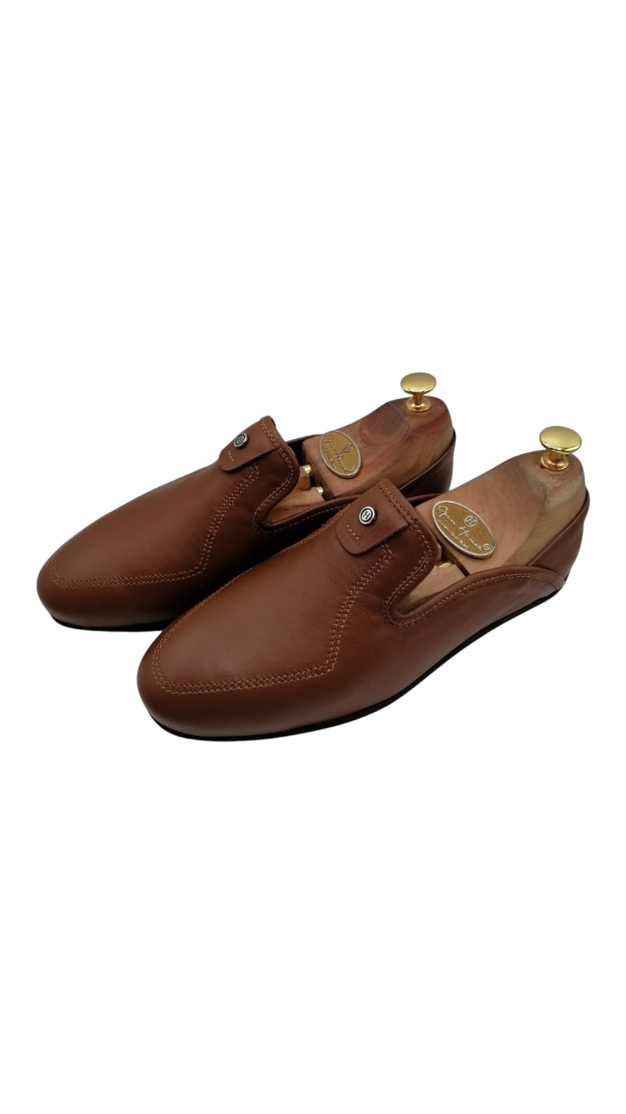 Ventaja de las pantuflas sobre los zapatos hechos a medida