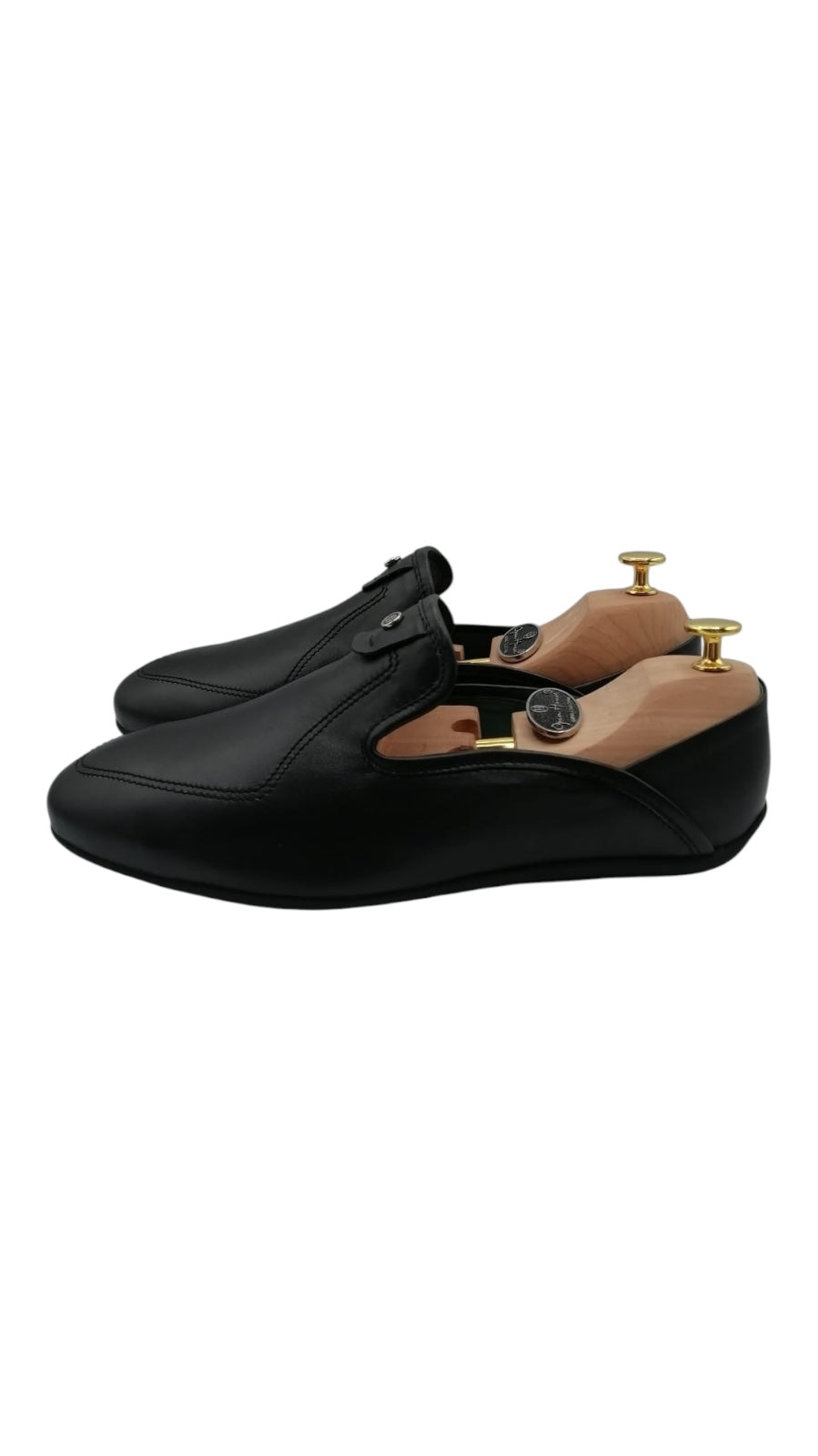 Ventaja de las pantuflas sobre los zapatos hechos a medida